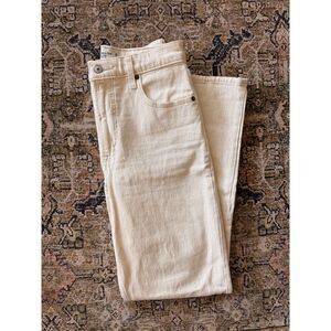 Abercrombie & Fitch 90s Straight Ultra High Rise in Ivory Size 26S